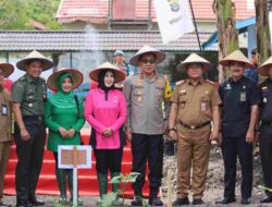 Inisiasi Pekarangan Pangan Lestari, Polda Kalteng Bersama Bhayangkari Tebar 5000 Benih Ikan dan 1000 Bibit Tanaman Dukung Ketahanan Pangan dan MBG