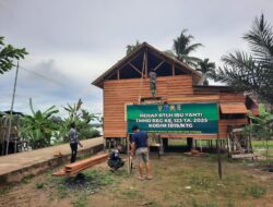 Rumah Tidak Layak Huni Milik Ibu Yanti Terus Di Kebut Satgas TMMD Reg ke-123 Desa Tumbang Panggo 