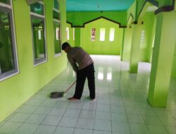 Satpolairud Polres Seruyan Melaksanakan Bakti Sosial Di Masjid Muhajirin
