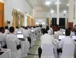 PLT BKPSDM Pulang Pisau, Dini Widanarni, Tinjau Pelaksanaan Tes PPPK Tahap Kedua di Palangka Raya
