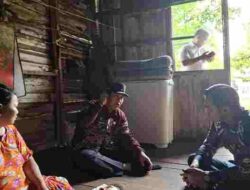 Bupati dan Wakil Bupati Pulang Pisau Tunjukkan Kepedulian, Kunjungi Anak Sakit di Desa Hanjak Maju