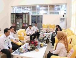 Bupati Dan Wakil Bupati Pulang Pisau Menyambut Kedatangan Panitia Kajian Muslimah