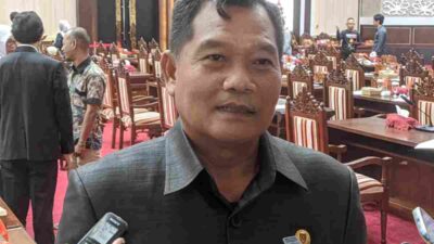 Sutik Soroti Jalan Rusak di Sampit
