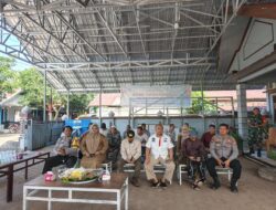 Polsek Danau Sembuluh Hadiri Syukuran HUT Bhayangkara ke-79 di Kantor Desa Sembuluh II
