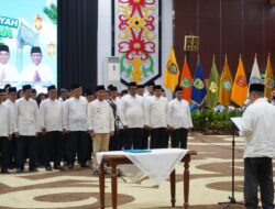 Jusuf Kalla Lantik Pengurus Wilayah DMI Kalteng, Gubernur Tekankan Sinergi Memakmurkan Masjid