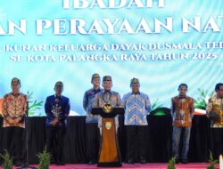 Gubernur Kalteng Hadiri Natal KKD Dusmala Tebama, Serahkan Door Prize Wisata Rohani
