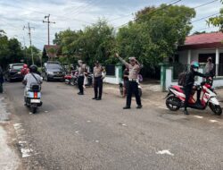Satlantas Polres Seruyan Menggelar Pengaturan Lalu Lintas Dalam Rangka Pembukaan Gerakan Pangan Murah Bersama Ketua Umum DAD Kabupaten Seruyan
