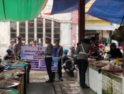 Sentuhan Humanis Operasi Keselamatan Telabang: Satlantas Polres Seruyan “Kepung” Pasar Saik dengan Pesan Keselamatan