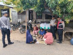 Jaga Kondusifitas Wilayah, Satuan Piket Fungsi Pamapta Polres Seruyan Sambangi Warga di Kampung Kumai