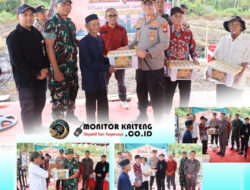 Kapolres Seruyan AKBP Beddy Suwendi Pimpin Penyaluran Bansos Ramadhan di Desa Pematang Limau