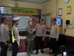Kunjungan Kerja Wakil Ketua III DPRD Kalteng Pantau Arus Mudik di Katingan