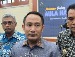 Fairid Naparin Luncurkan Beasiswa 2026 dan Kampung Keren,Perkuat Pendidikan di Palangka Raya