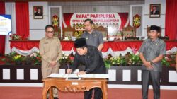 Ketua II DPRD Pulpis Arif Rahman Hakim Dampingi Ketua DPRD Rapat Paripurna Perubahan Kedua