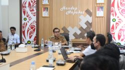 Wakil Bupati Pulang Pisau Ahmad Jayadikarya Pimpin Rapat Forum Tindak Lanjut Program Donasi JKN