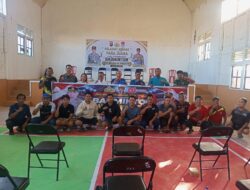 POLSEK SERUYAN TENGAH GELAR TURNAMEN BADMINTON KAPOLSEK CUP II DALAM RANGKA HUT BHAYANGKARA KE-80