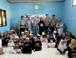 HUT BHAYANGKARA KE-80, POLSEK HANAU GELAR BAKTI RELIGI DI TPQ NOOR ROHMAN, SERAHKAN AL-QUR’AN DAN BUKU IQRA
