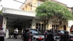 Polisi Bongkar Brankas Tersembunyi di Kafe, Uang Asing dalam Jumlah Besar Ditemukan