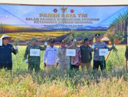 Panen Raya di Desa Lampuyang, Gubernur Tegaskan Komitmen Wujudkan Ketahanan Pangan Nasional