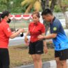 Peduli Kesehatan Warga, Apotek Alkes dan Bemka Kalteng Bagikan Masker di Palangka Raya
