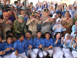 Gubernur Agustiar Sabran Kunjungi SMAN 1 Balai Riam, Tekankan Pentingnya Pendidikan dan Karakter