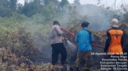 TIGA TITIK API TERDETEKSI DI PARING RAYA, TIM GABUNGAN BERGERAK PADAMKAN KARHUTLA