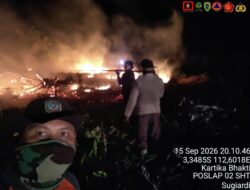 DEKAT PEMUKIMAN, PERSONEL GABUNGAN GERAK CEPAT PADAMKAN TITIK API DI PEMATANG PANJANG