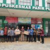 Hadapi Dampak Asap Karhutla, Komisi III DPRD Kalteng Salurkan Masker ke Kotim