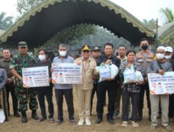 Gubernur Kalteng Salurkan Ribuan Bantuan untuk Warga Seruyan