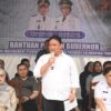 Wagub Edy Pratowo Salurkan KHBS Tahap II dan Bantuan Pangan di Lamandau