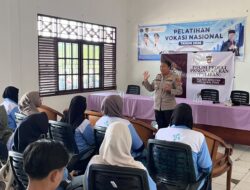 POLIRAN HADIR DI BLK SERUYAN, KAPOLRES MOTIVASI PESERTA PELATIHAN SIAPKAN MASA DEPAN KERJA